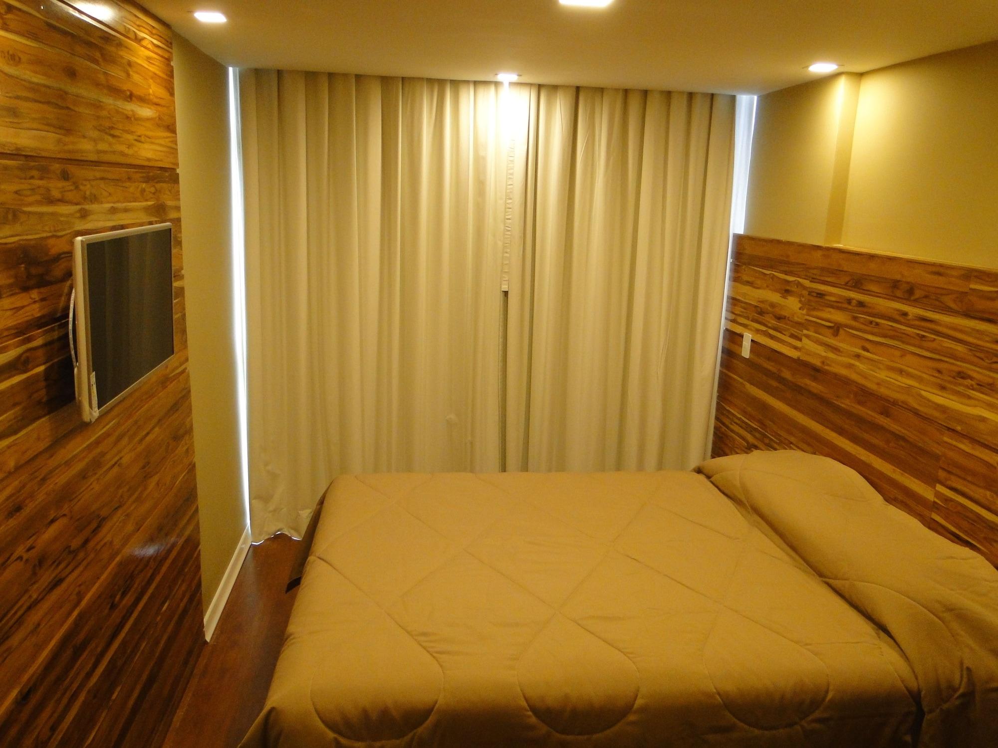 Hotel Petropolis Inn Ngoại thất bức ảnh